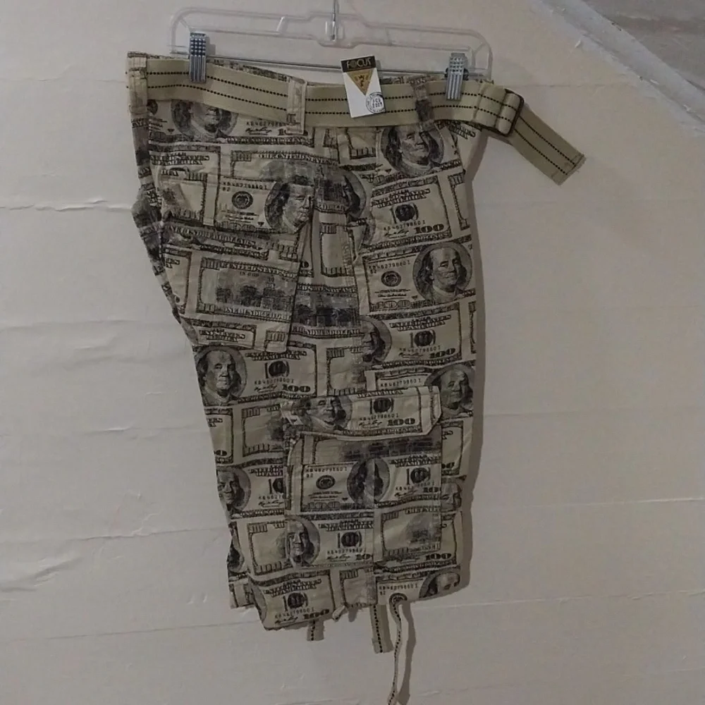 COOGI Tan Graphic Cargo Shorts